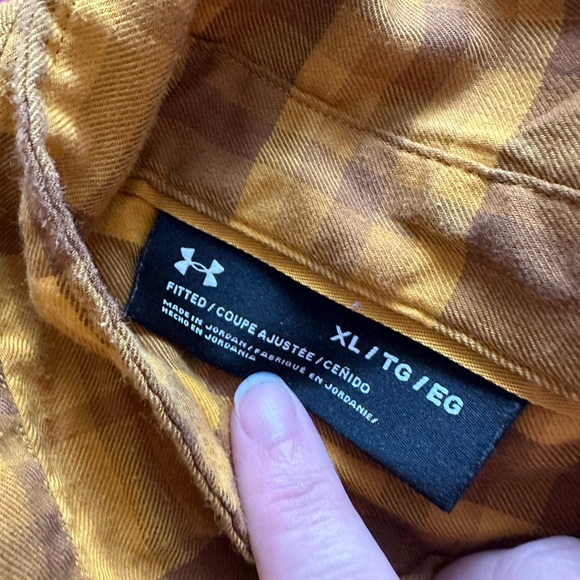 Men’s button up shirts (3) - Picture 3 of 5